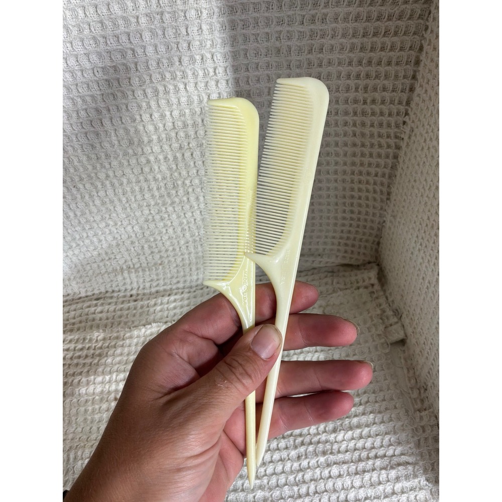 Vintage Unisex Unbranded Rat Tail Hair Combs 2pc Cream‎ Off-White